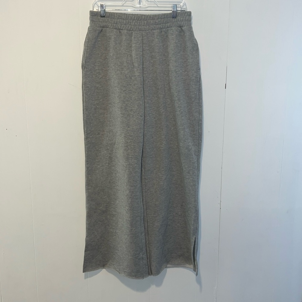 NWT Risen Jeans Los Angeles Gray Women’s Sweatpants Slit Raw ahem Slouchy AA12